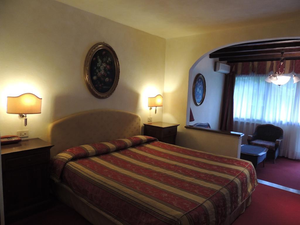 Villa Country Relais I Due Laghi à Anguillara Sabazia Chambre photo