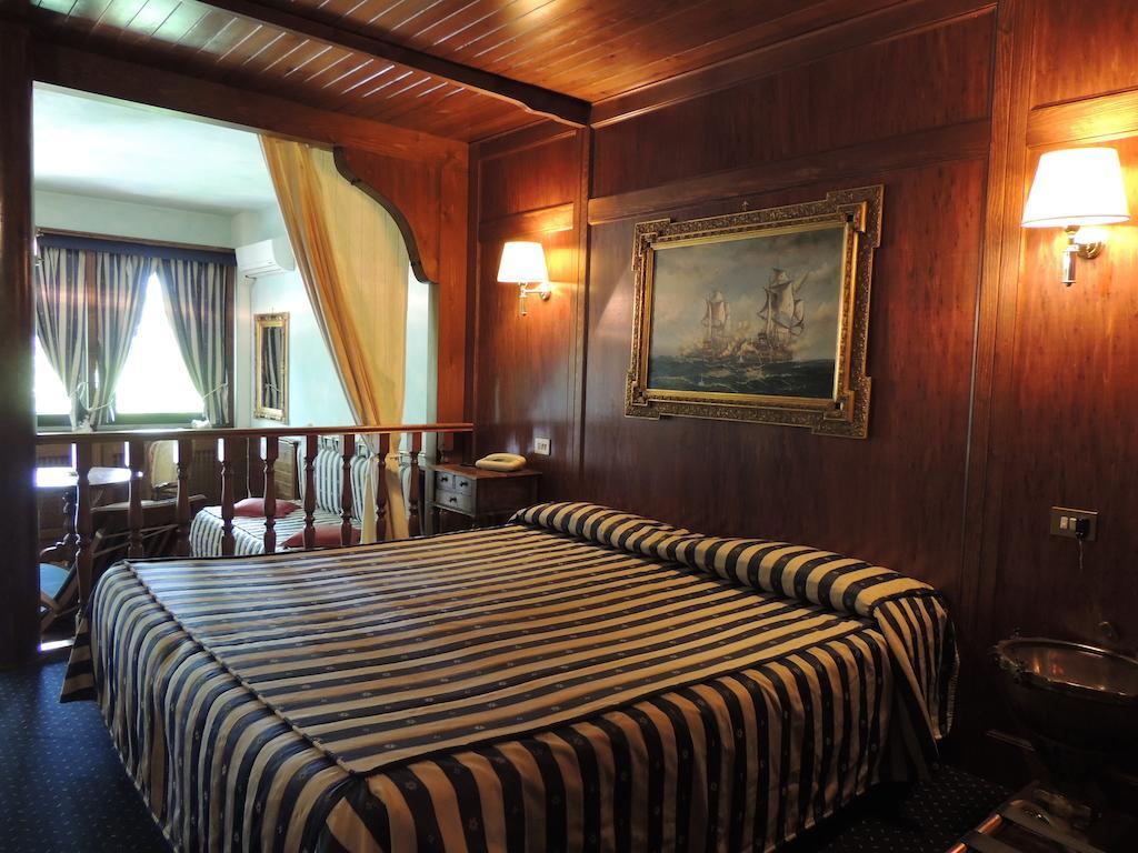 Villa Country Relais I Due Laghi à Anguillara Sabazia Chambre photo